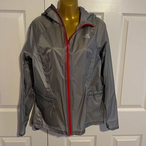 Northface windbreaker